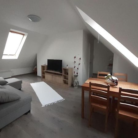 Peak Apartman Eger Exterior photo